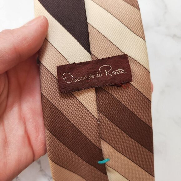 Oscar de la Renta Vintage Designed Brown Striped Men's Tie - Picture 3 of 3